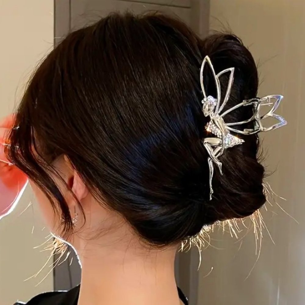 LARGE SPARKLING PIXIE HAIR CLIP in Silver